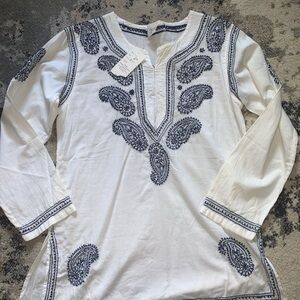Advance Apparels White Tunic with Navy Paisley Embroidery